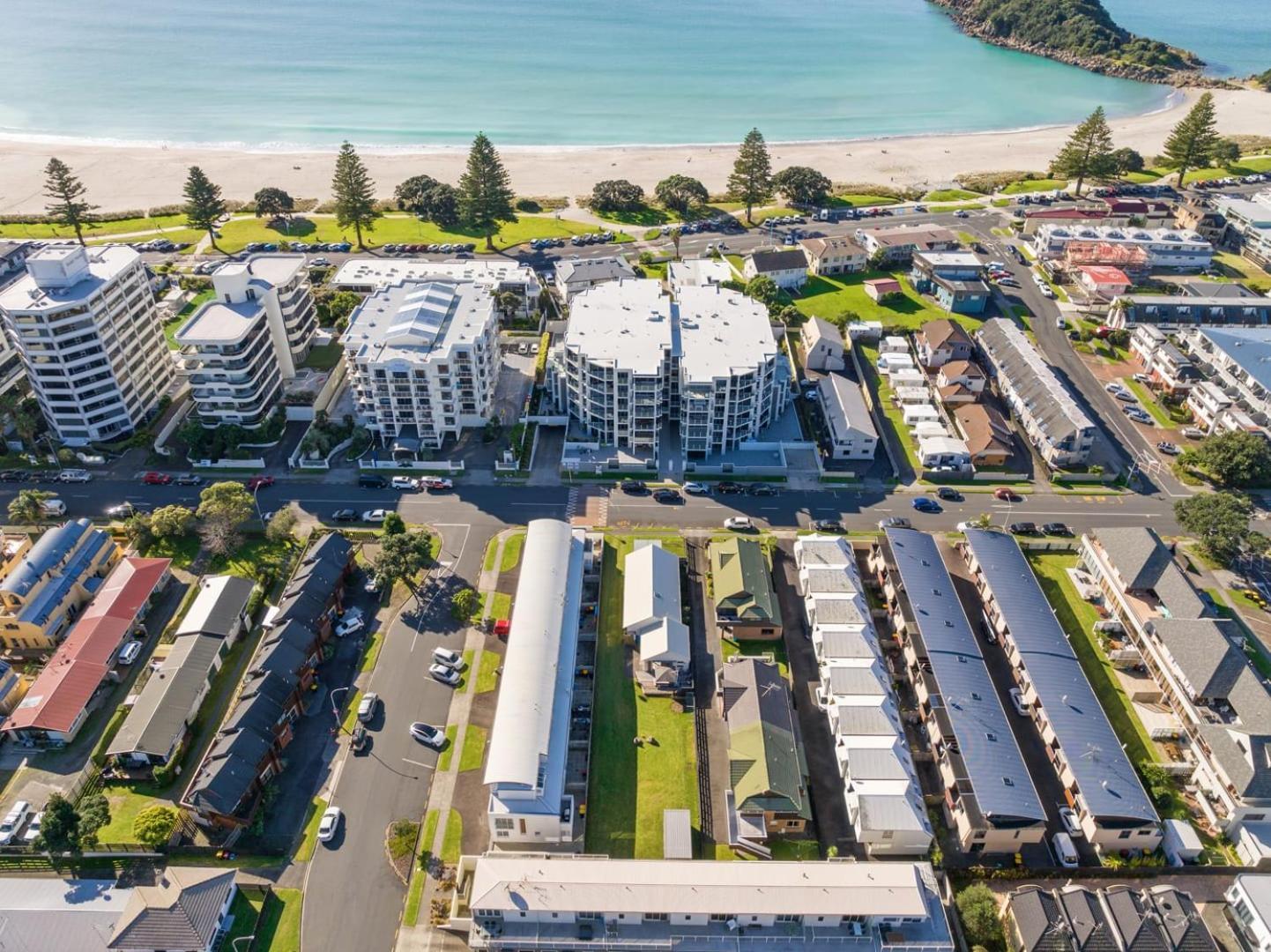 The Iconic Kiwi Bach, Full Site Downtown Mount Villa Mount Maunganui Exterior foto